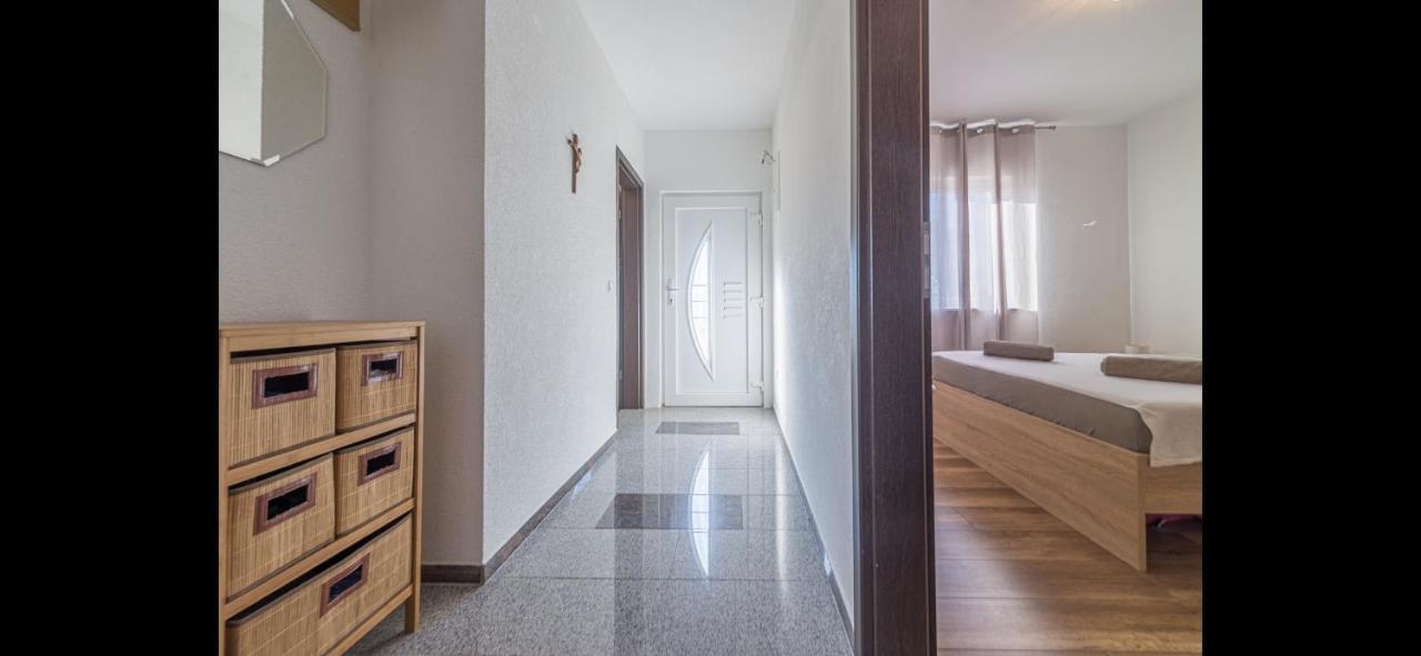 Aurum Luxury Apartments Vir Buitenkant foto