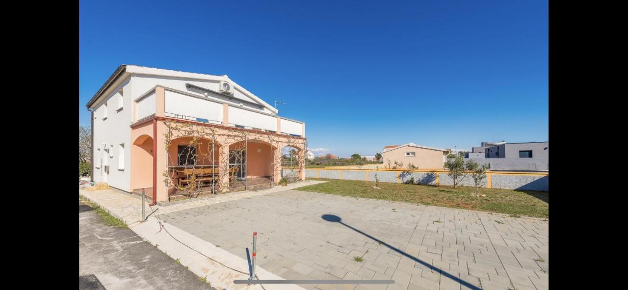 Aurum Luxury Apartments Vir Buitenkant foto