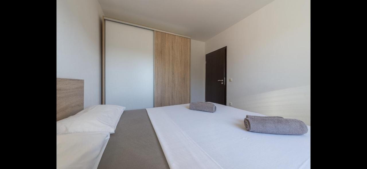 Aurum Luxury Apartments Vir Buitenkant foto