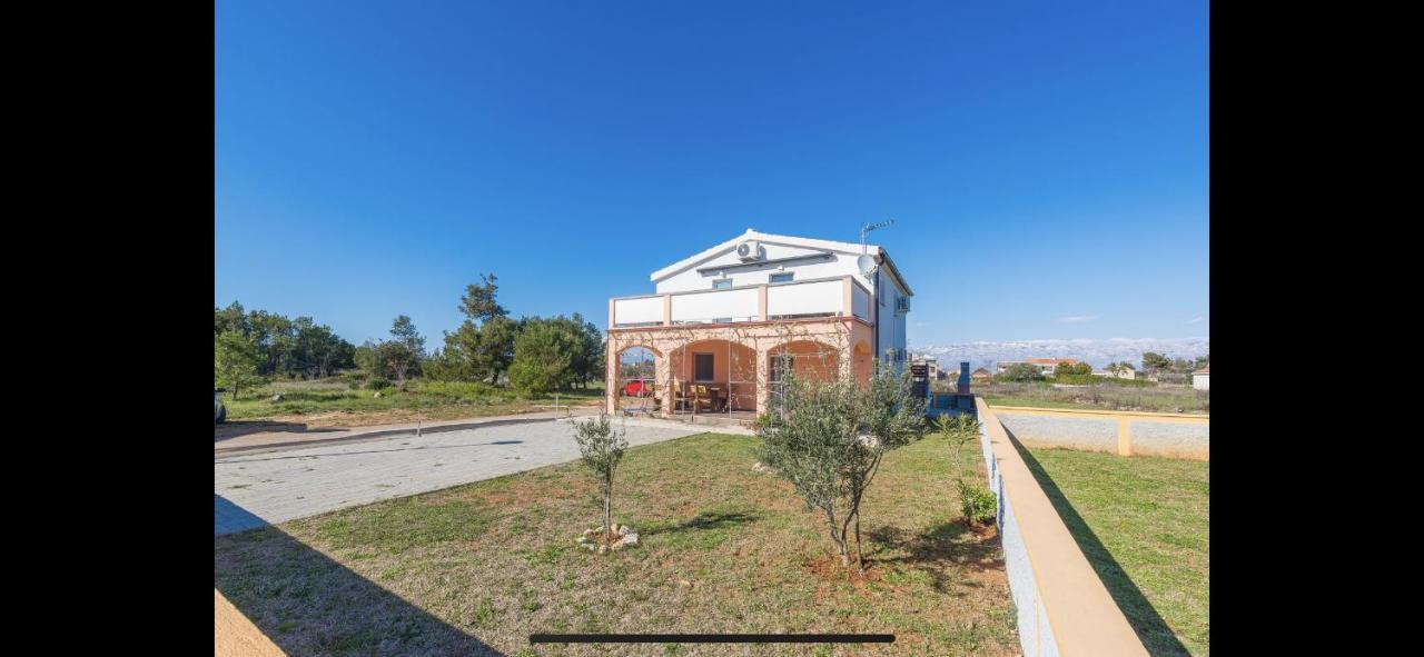 Aurum Luxury Apartments Vir Buitenkant foto